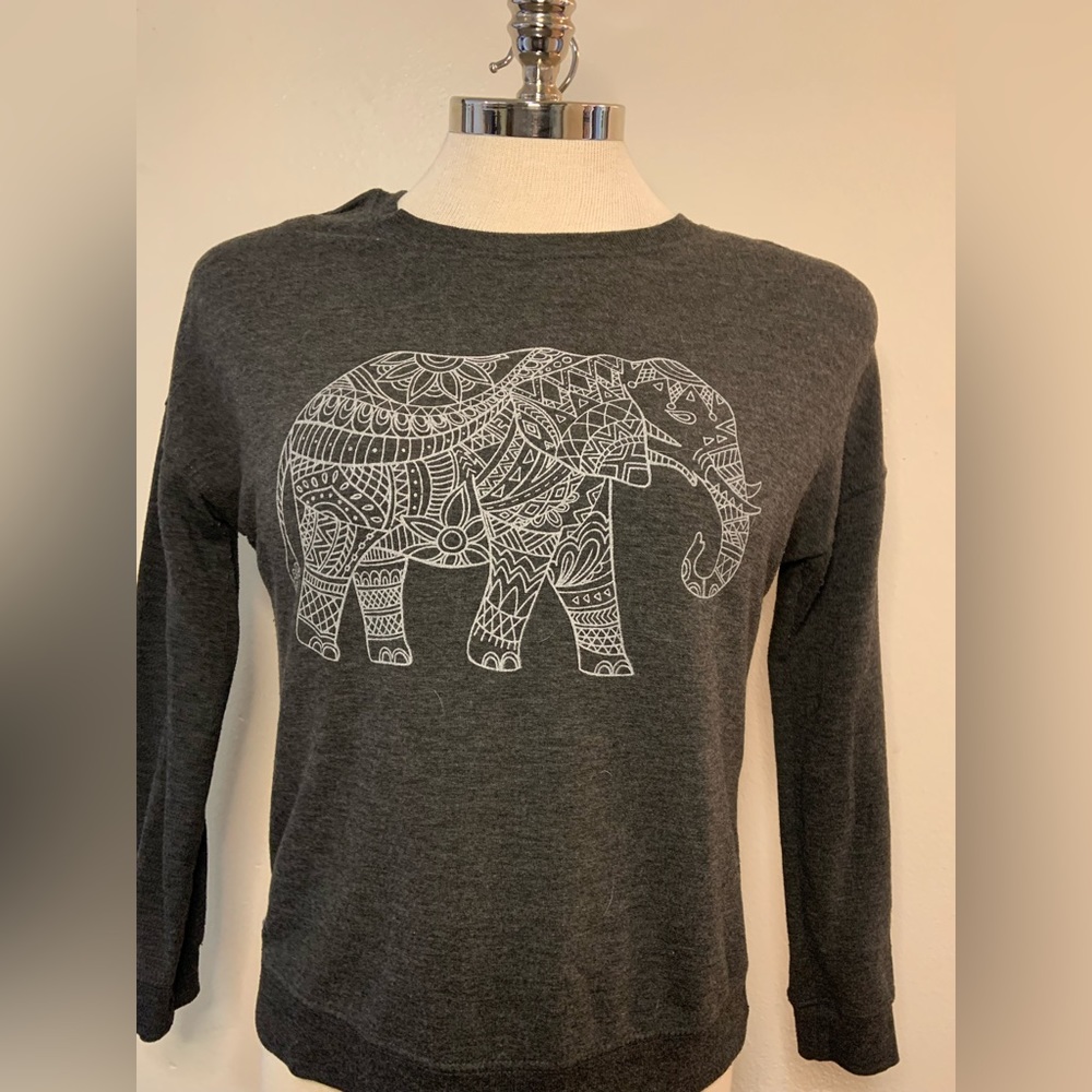 Large Zoe+Liv Womens long sleeve Elephant sweatshirt